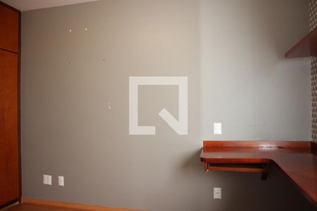 Apartamento à venda com 184m², 4 quartos e 3 vagasSuíte 2