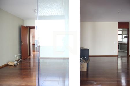 Apartamento à venda com 184m², 4 quartos e 3 vagasHome Office e Salas