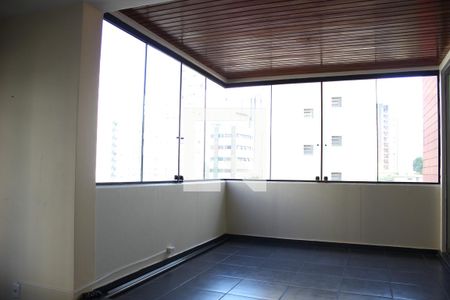 Apartamento à venda com 184m², 4 quartos e 3 vagasVaranda Fechada