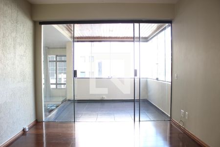 Apartamento à venda com 184m², 4 quartos e 3 vagasHome Office