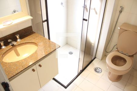 Apartamento à venda com 184m², 4 quartos e 3 vagasBanheiro da Suíte 2