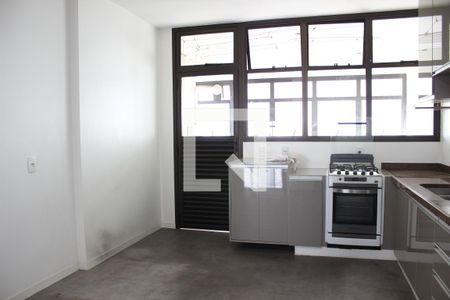 Apartamento à venda com 184m², 4 quartos e 3 vagasCozinha