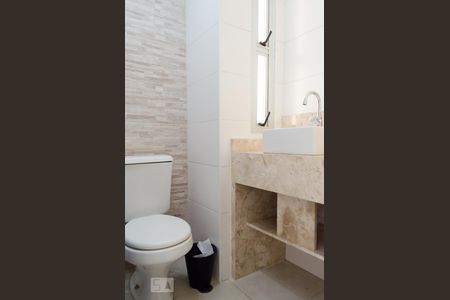 Banheiro social de apartamento para alugar com 2 quartos, 55m² em Jardim Dom Vieira, Campinas