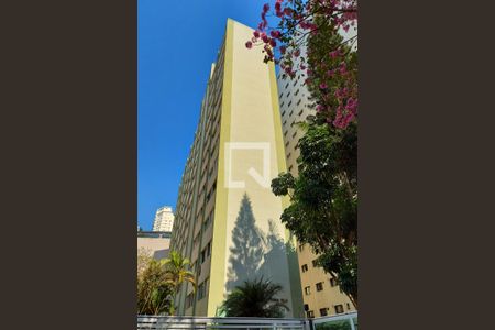 Apartamento para alugar com 40m², 1 quarto e 1 vaga Apartamento para alugar com 40m², 1 quarto e 1 vagaFachada