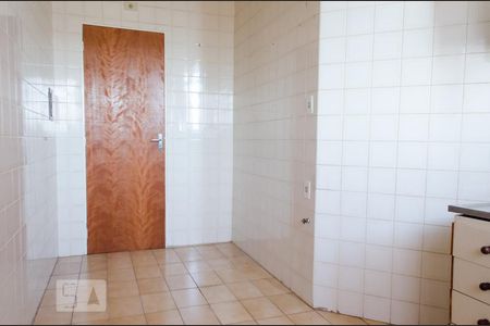 Cozinha de apartamento à venda com 1 quarto, 40m² em Centro, Campinas