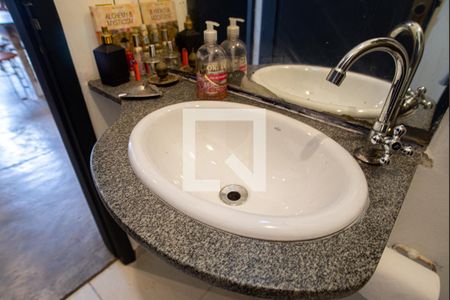 Apartamento para alugar com 116m², 3 quartos e 1 vaga Apartamento para alugar com 116m², 3 quartos e 1 vagaBanheiro 2