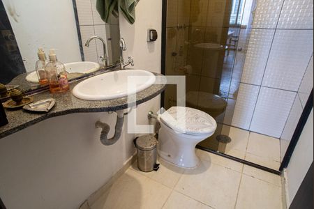 Apartamento para alugar com 116m², 3 quartos e 1 vaga Apartamento para alugar com 116m², 3 quartos e 1 vagaBanheiro 2