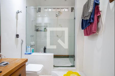 Apartamento para alugar com 116m², 3 quartos e 1 vaga Apartamento para alugar com 116m², 3 quartos e 1 vagaBanheiro da Suíte