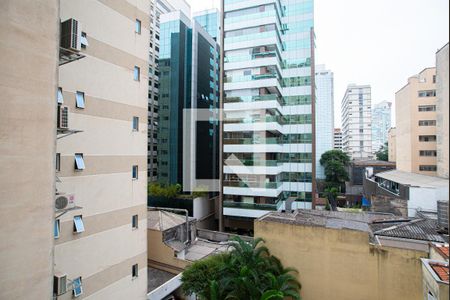 Apartamento para alugar com 116m², 3 quartos e 1 vaga Apartamento para alugar com 116m², 3 quartos e 1 vagaVista do Quarto de Serviço
