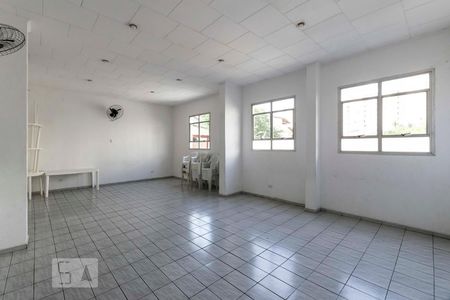 Apartamento para alugar com 52m², 2 quartos e 1 vagaÁrea comum - Salão de festas
