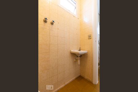 Apartamento para alugar com 55m², 2 quartos e 1 vagaBanheiro de Serviço