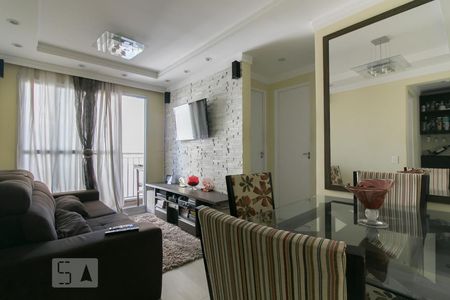 Sala de apartamento à venda com 2 quartos, 46m² em Vila Homero Thon, Santo André