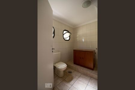 Apartamento à venda com 60m², 1 quarto e 2 vagas Apartamento à venda com 60m², 1 quarto e 2 vagasBanheiro