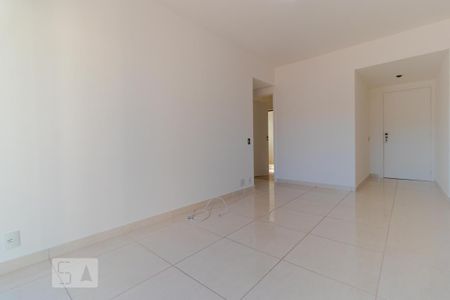 Salas de apartamento para alugar com 2 quartos, 77m² em Bosque, Campinas