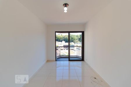 Salas de apartamento para alugar com 2 quartos, 77m² em Bosque, Campinas