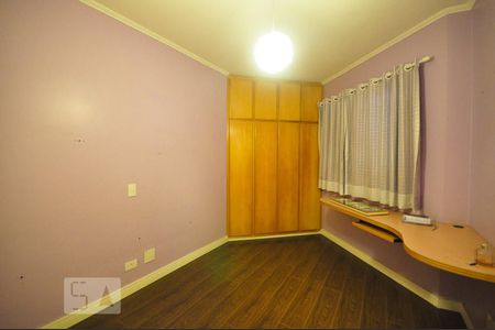 Casa à venda com 144m², 4 quartos e 2 vagassuíte 1