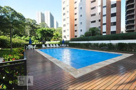 Casa à venda com 144m², 4 quartos e 2 vagaspiscina