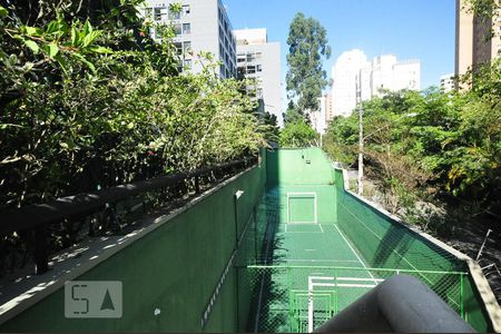 Casa à venda com 144m², 4 quartos e 2 vagasquadra