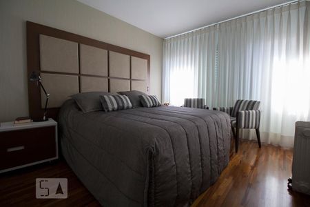 Apartamento à venda com 149m², 3 quartos e 1 vagaSuite 2
