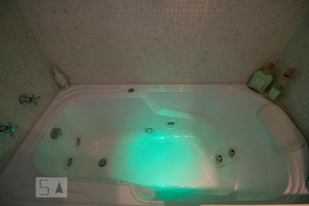 Apartamento à venda com 149m², 3 quartos e 1 vagaBanheira