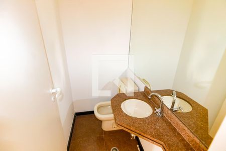 Apartamento à venda com 140m², 3 quartos e 3 vagasLavabo