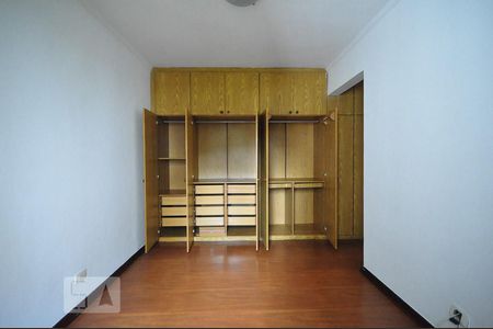 Apartamento à venda com 64m², 2 quartos e 2 vagasquarto 2