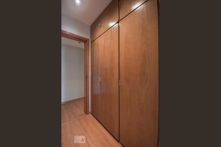 Apartamento à venda com 209m², 4 quartos e 3 vagasArmário