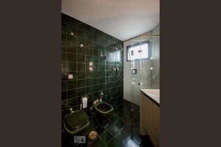 Apartamento à venda com 209m², 4 quartos e 3 vagasBanheiro