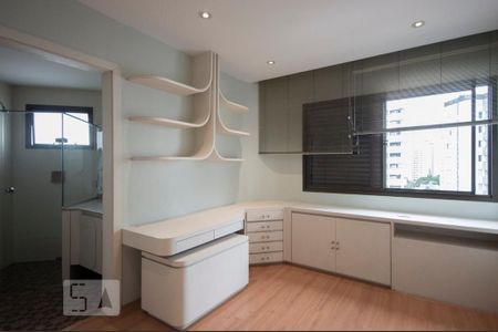 Apartamento à venda com 209m², 4 quartos e 3 vagas Apartamento à venda com 209m², 4 quartos e 3 vagasSuíte 01