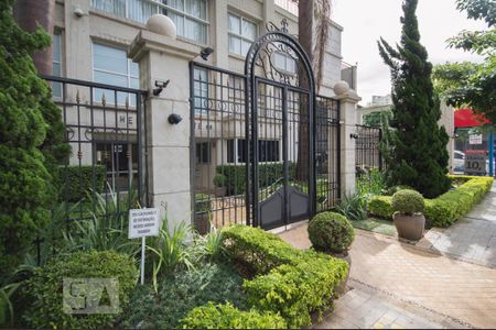 Apartamento à venda com 97m², 3 quartos e 2 vagas Apartamento à venda com 97m², 3 quartos e 2 vagasFachada