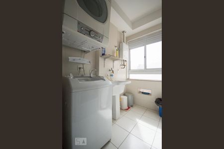Apartamento à venda com 97m², 3 quartos e 2 vagas Apartamento à venda com 97m², 3 quartos e 2 vagasÁrea Serviço