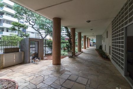 Apartamento à venda com 105m², 2 quartos e 1 vagaPátio do prédio