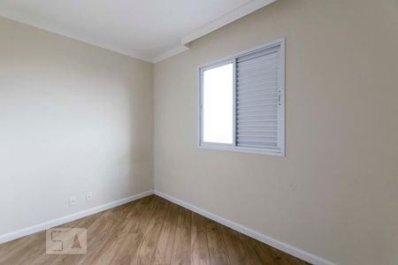 Apartamento à venda com 75m², 3 quartos e 2 vagasQuarto 2