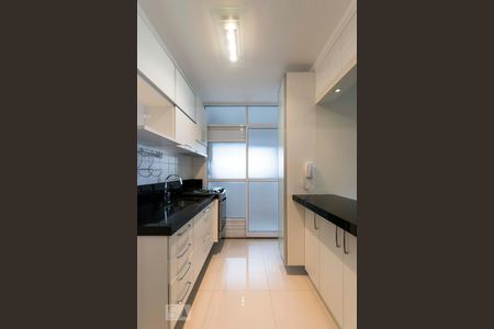 Apartamento à venda com 75m², 3 quartos e 2 vagasCozinha