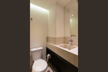 Lavabo de kitnet/studio à venda com 1 quarto, 50m² em Mooca, São Paulo