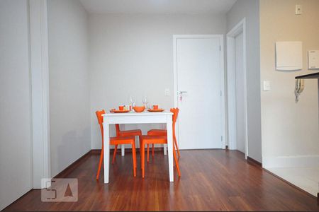 mesa de jantar de apartamento para alugar com 1 quarto, 47m² em Jardim Leonor, São Paulo