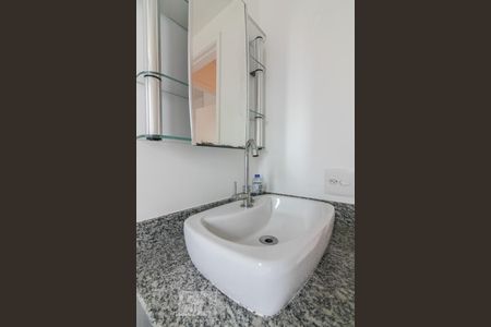 Banheiro de apartamento à venda com 2 quartos, 53m² em Assunção, São Bernardo do Campo