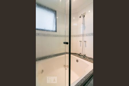 Apartamento para alugar com 300m², 4 quartos e 3 vagasBanheiro