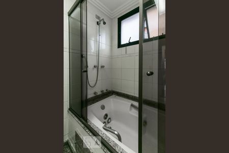 Apartamento para alugar com 300m², 4 quartos e 3 vagasBanheiro