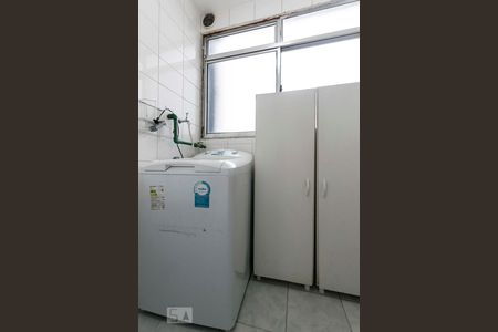 Apartamento à venda com 74m², 3 quartos e 2 vagasLavanderia
