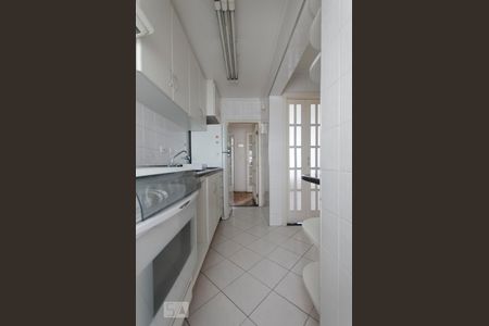 Apartamento à venda com 67m², 2 quartos e 1 vagaCozinha