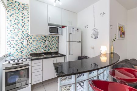 Cozinha de apartamento à venda com 1 quarto, 37m² em Santa Cecília, São Paulo