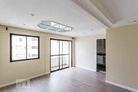 Apartamento para alugar com 70m², 2 quartos e 1 vagaSala