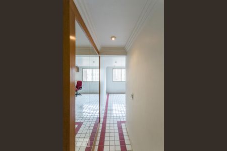 Corredor de entrada sala de apartamento para alugar com 2 quartos, 90m² em Vila Gomes Cardim, São Paulo