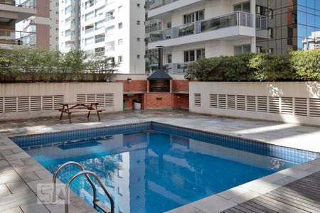 Apartamento para alugar com 43m², 1 quarto e 1 vagaPiscina