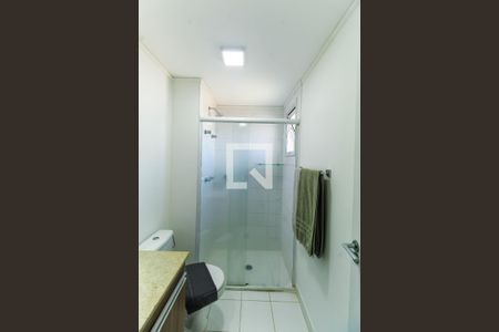 Banheiro de kitnet/studio para alugar com 1 quarto, 46m² em Mooca, São Paulo