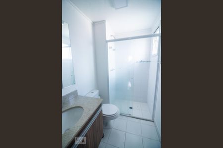 Studio para alugar com 46m², 1 quarto e 1 vaga Studio para alugar com 46m², 1 quarto e 1 vagaBanheiro