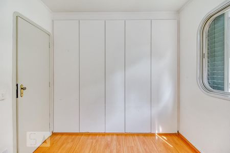 Apartamento à venda com 87m², 3 quartos e 1 vaga Apartamento à venda com 87m², 3 quartos e 1 vagaQuarto 2
