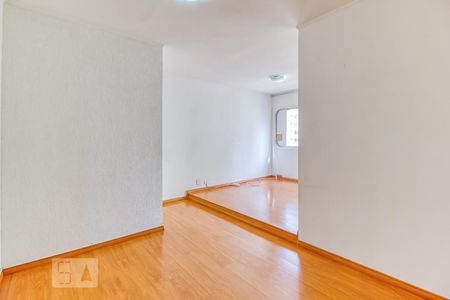 sala de apartamento para alugar com 3 quartos, 87m² em Moema, São Paulo