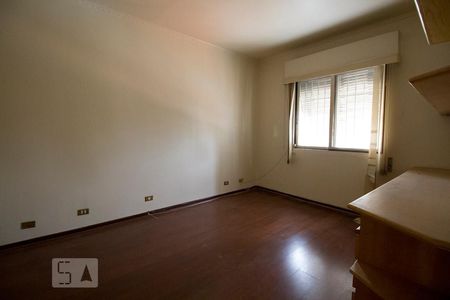 Apartamento à venda com 180m², 3 quartos e 2 vagas Apartamento à venda com 180m², 3 quartos e 2 vagasQuarto 1